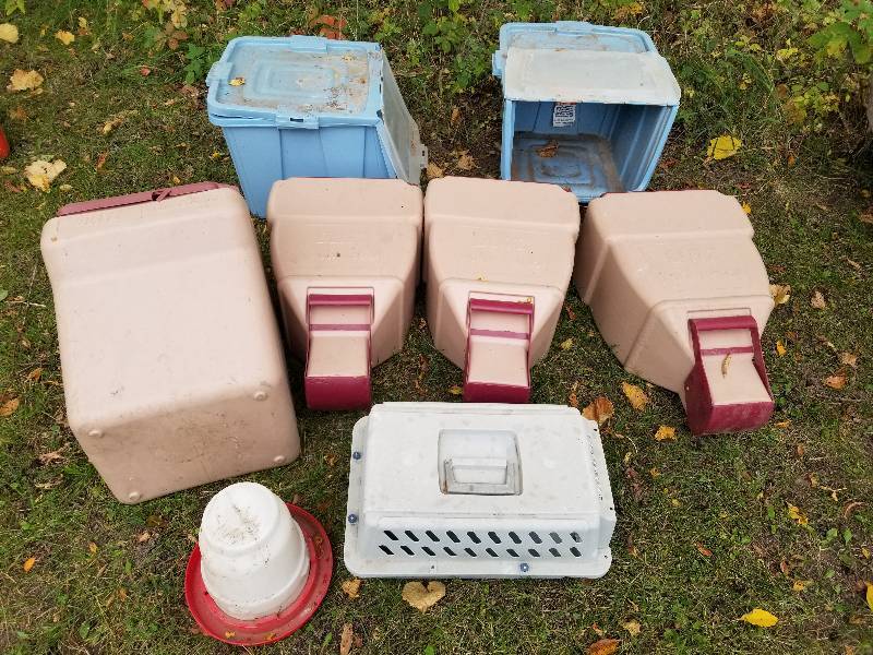 lot 83 image: Lot - Misc Blitz Feeders, Storage Containers, etc