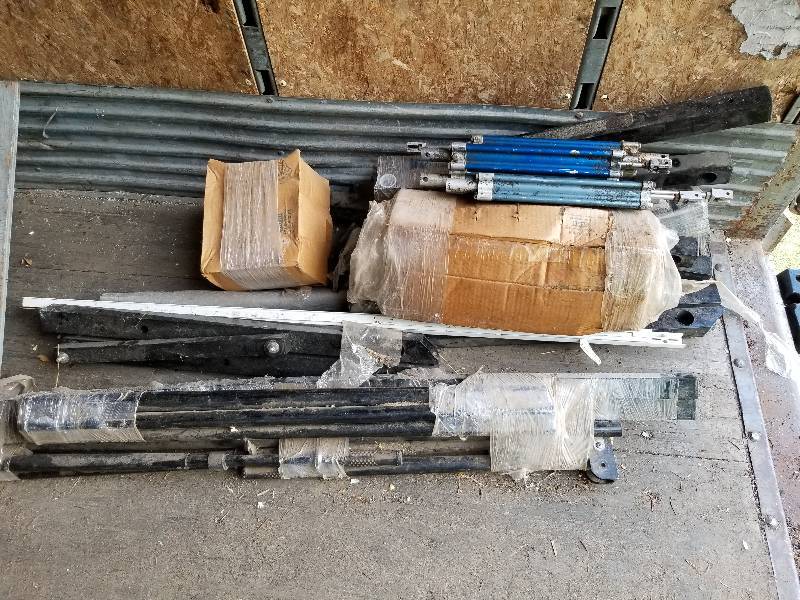 lot 129 image: Prime Design Ladder Rack System, for vanstrailers, complete, may need different mounts for your equipment - See Video for demo of product