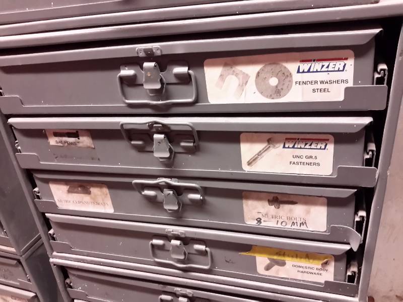 lot 303 image: 4 Drawer Fastener Cabinet