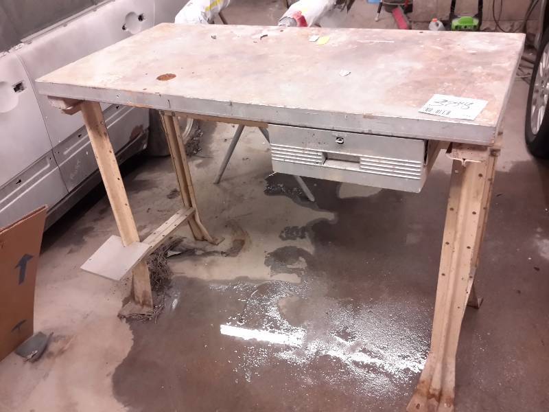 lot 308 image: Vintage Industrial work Bench