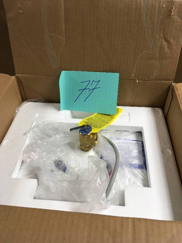 lot 77 image: Bosch2.5 Gal. 2-Year Electric Point-of-Use Water Heater never used in box
