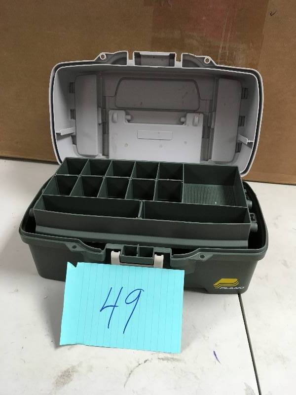lot 49 image: Plano 6201 1-Tray Tackle Box, Multicolor
