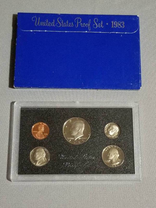 lot 28 image: 1983 US Mint Proof Set