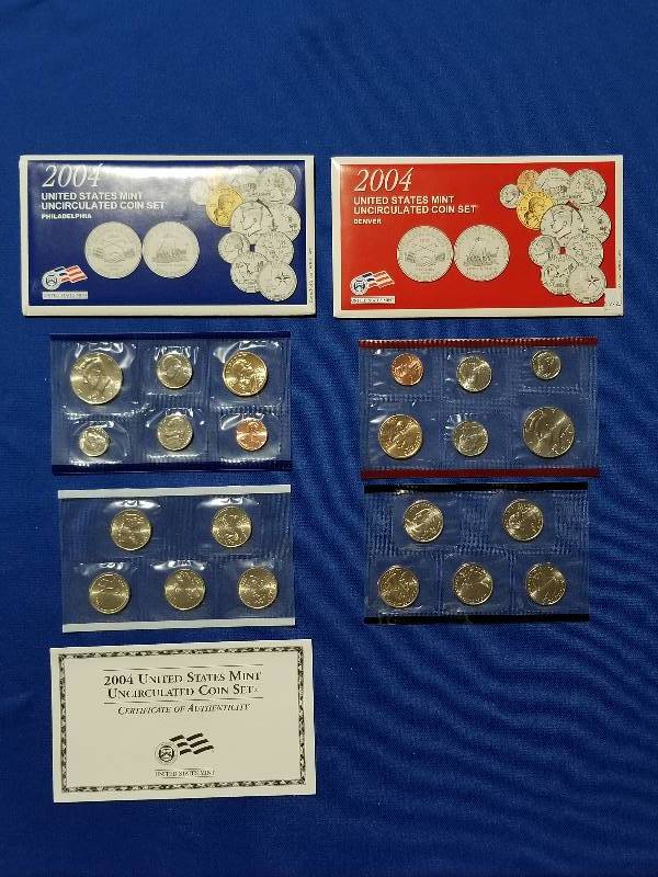 lot 112 image: 2004 US Mint Uncirculated Coin Set