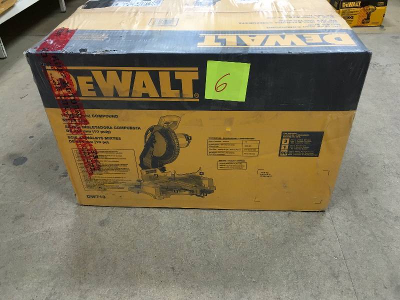 Dewalt DW713 15 Amp 10 in. Compound Miter Saw new