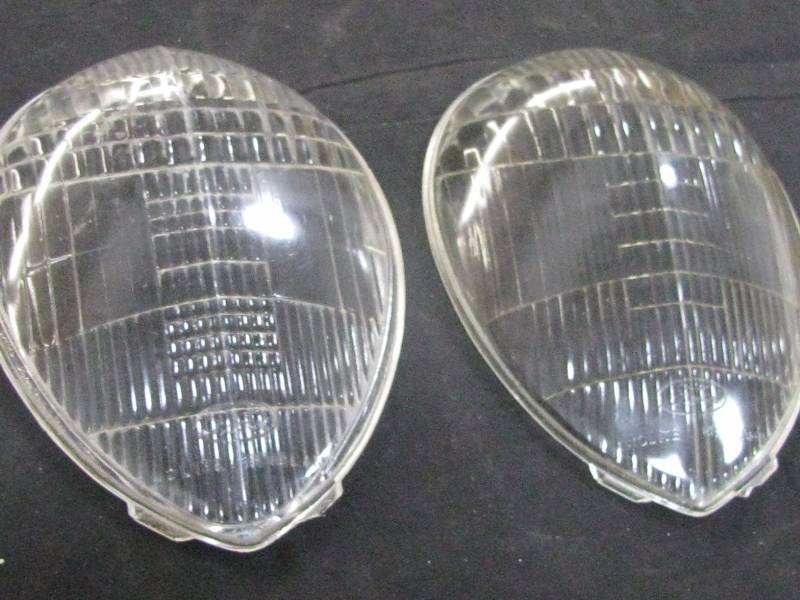 lot 6 image: 1937-1939 Ford Headlight Lenses