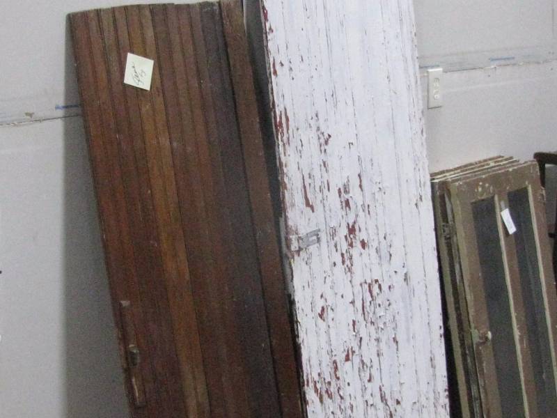 lot 19 image: Old Wood Doors