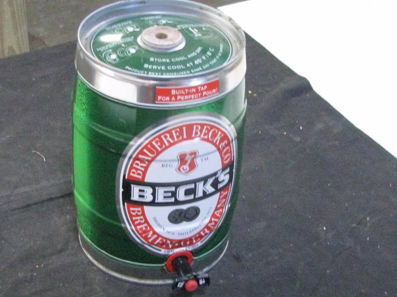 lot 52 image: Becks Beer Keg