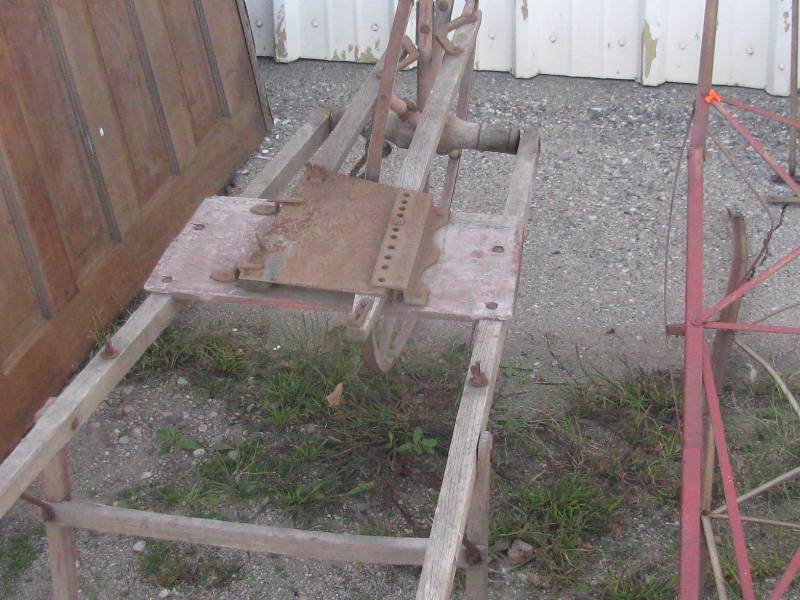 lot 84 image: Antique Seeder
