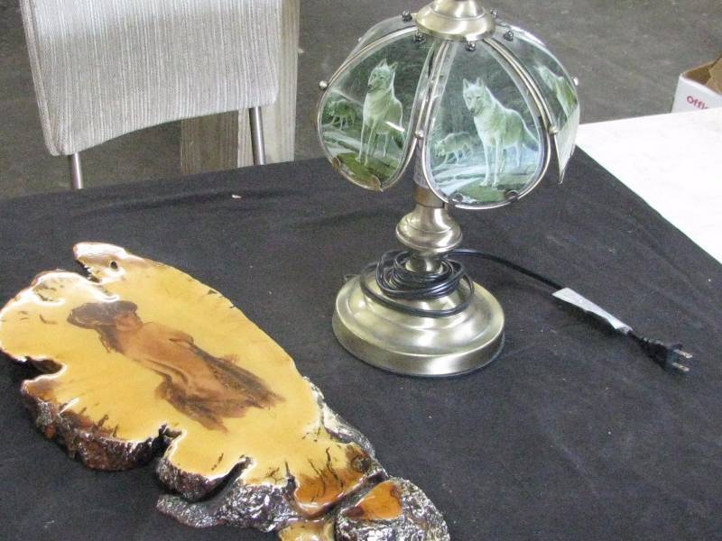 lot 109 image: Touch Lamp & Wall Hanging