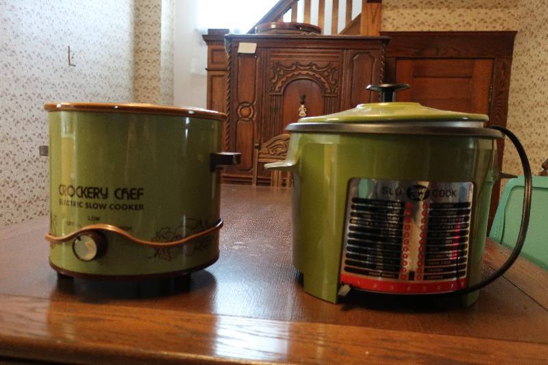 TWO ELECTRIC SLOW COOKERS