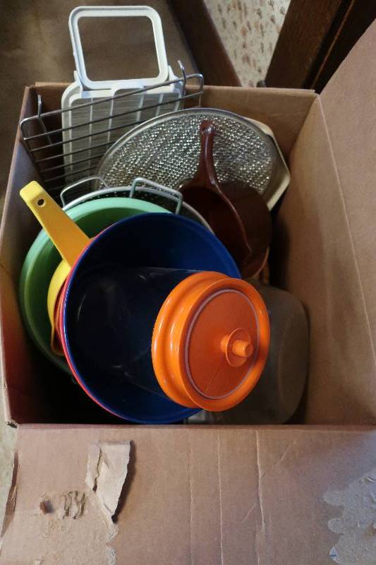 KITCHEN ITEMS
