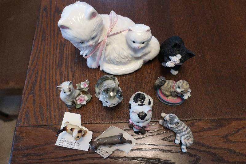 CAT FIGURINESSTATUES