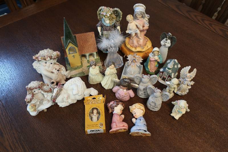 ANGELS AND RELIGIOUS FIGURINES