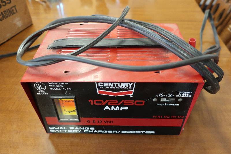 CENTURY BATTERY CHARGER AND BOOSTER
