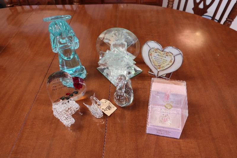 GLASS FIGURES