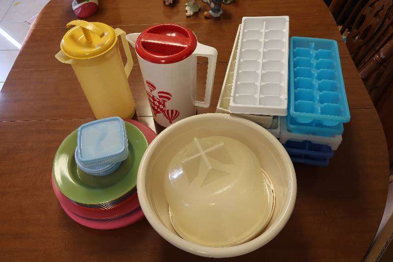 KITCHEN ITEMS