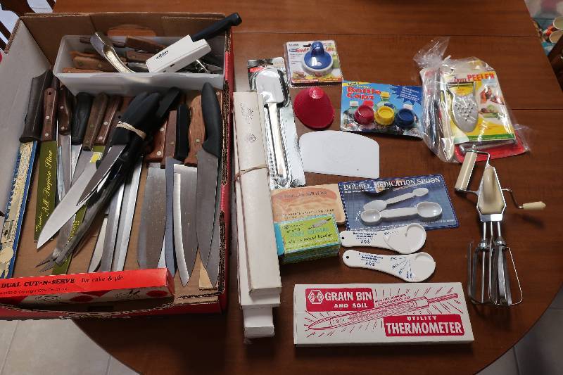 KITCHEN ITEMS