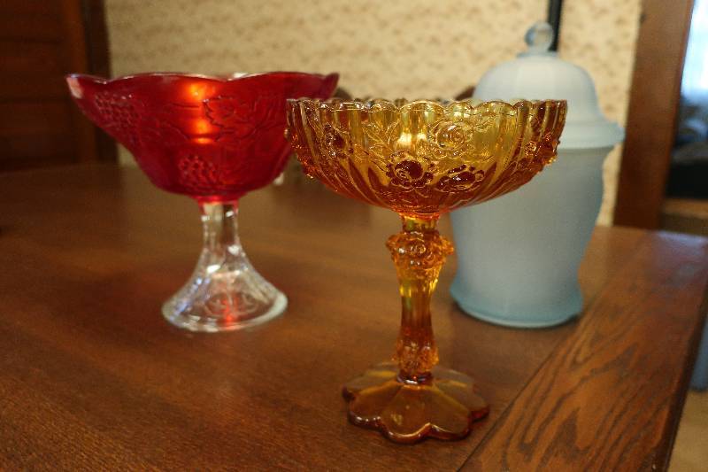 VINTAGE GLASS PEDESTAL BOWLS AND COVERED CANDY DISH