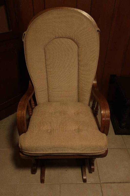GLIDER ROCKER