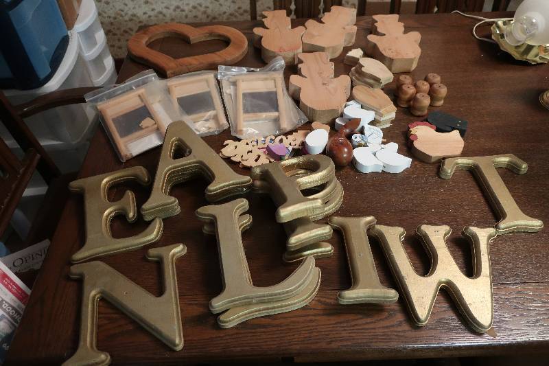CRAFTERS LOT