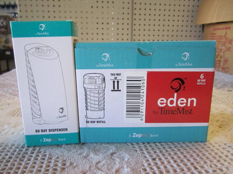 lot 11 image: Time Mist 60 Day Air Freshener Disp...