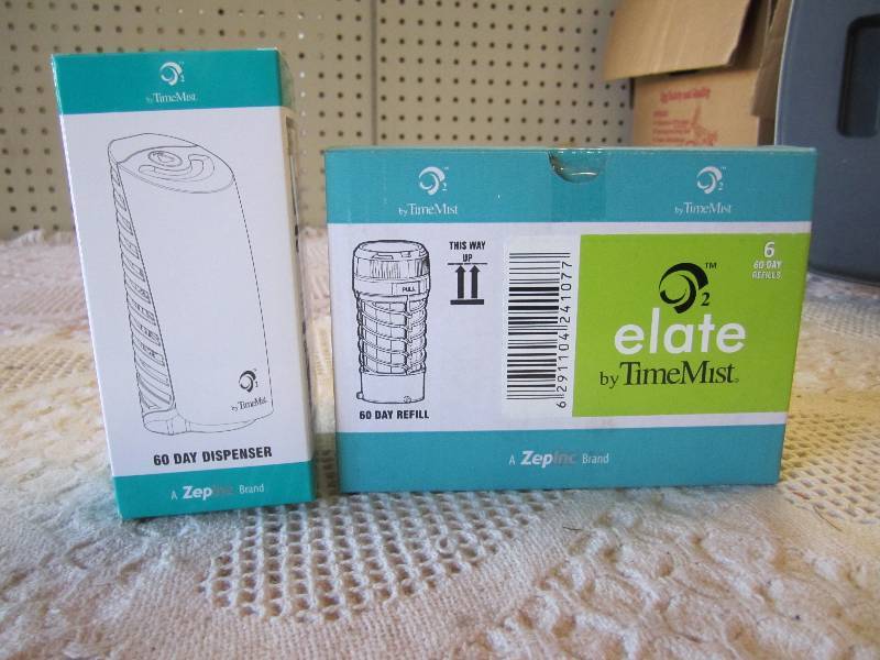 lot 16 image: Time Mist 60 Day Air Freshener Disp...