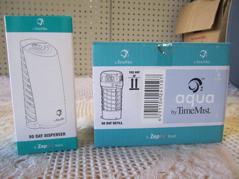 lot 18 image: Time Mist 60 Day Air Freshener Disp...
