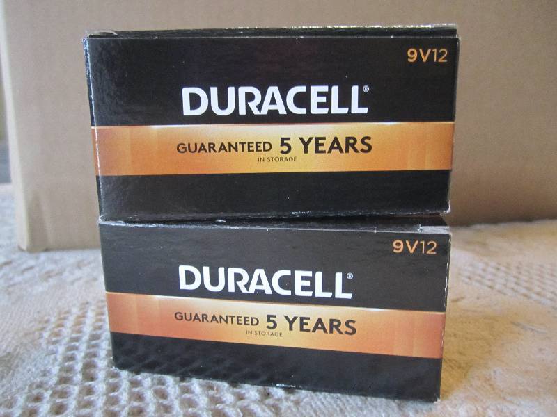 lot 37 image: Lot of 24 Duracell 9 Volt Batteries...