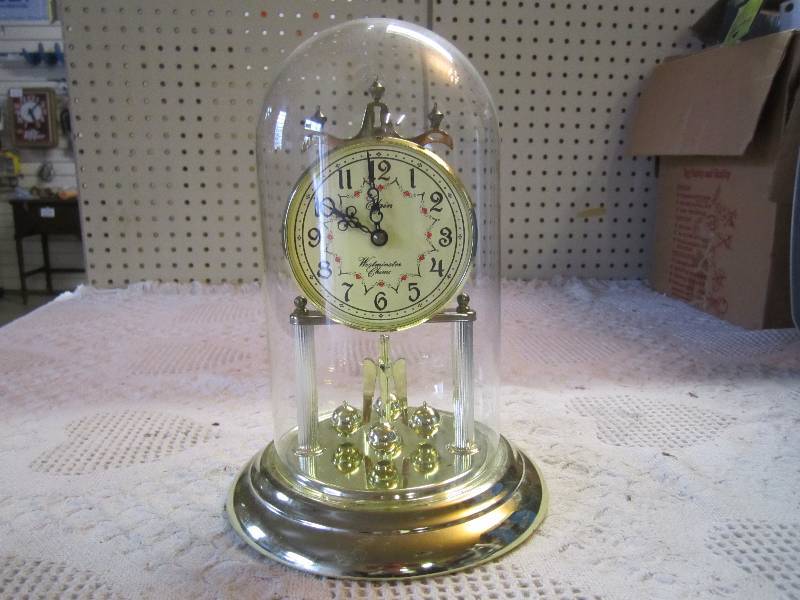 lot 44 image: Glass Dome Mantel Clock 11 high. D...