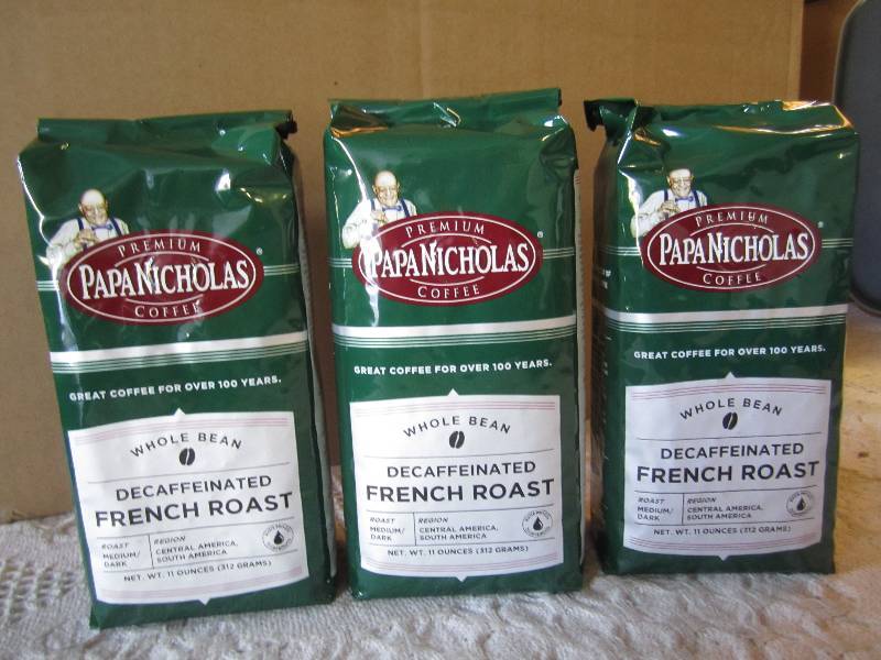 lot 84 image: Lot of 3 - 11 oz Bags Premium Papa ...