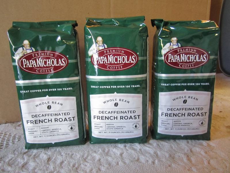 lot 85 image: Lot of 3 - 11 oz Bags Premium Papa ...