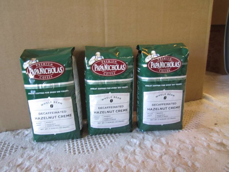 lot 104 image: Lot of 3 - 11 oz Bags Premium Papa ...