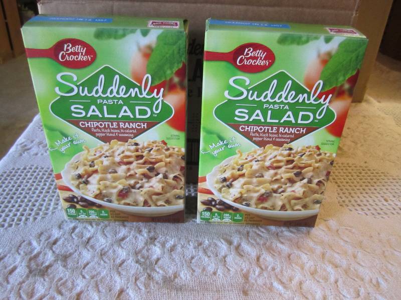 lot 149 image: Case of 12 Betty Crocker Suddenly P...