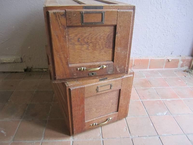 lot 196 image: Pair of Vintage Shaw Walker File Dr...