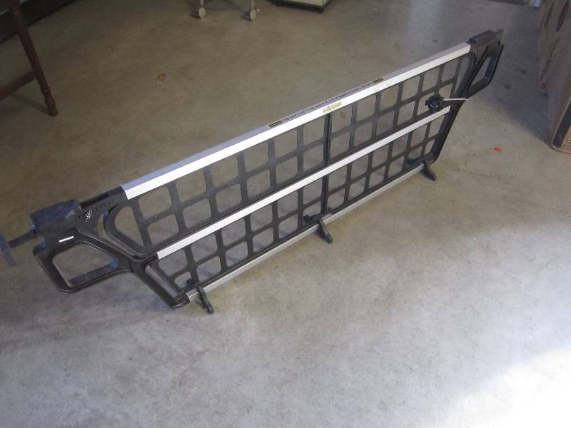 lot 199 image: Loading Zone Cargo Gate 62.5 wide....