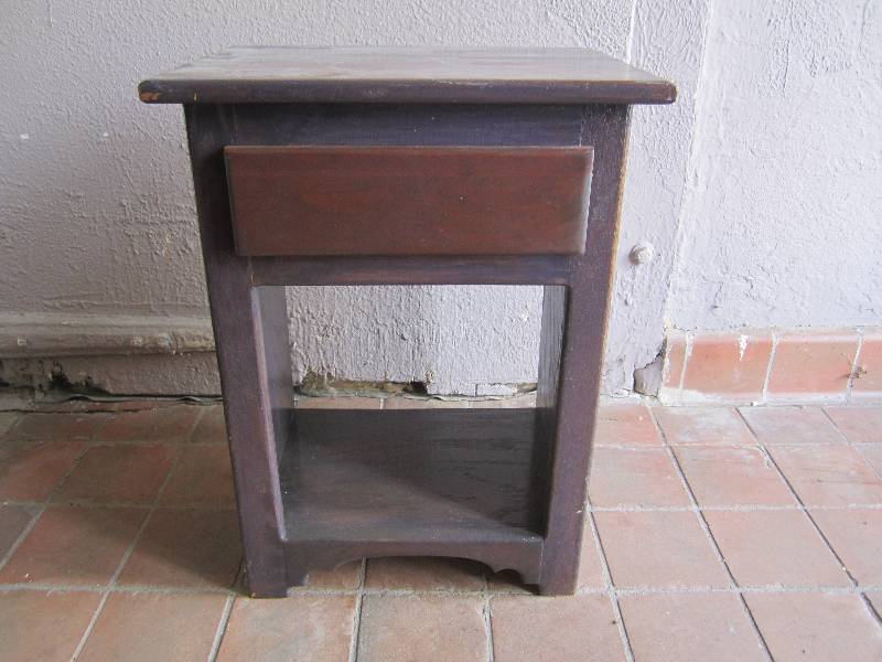 lot 206 image: Solid Wood Night Stand with Drawer ...