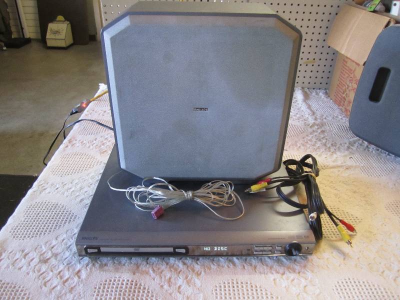 lot 211 image: Philips DVD Player and Speaker Powe...