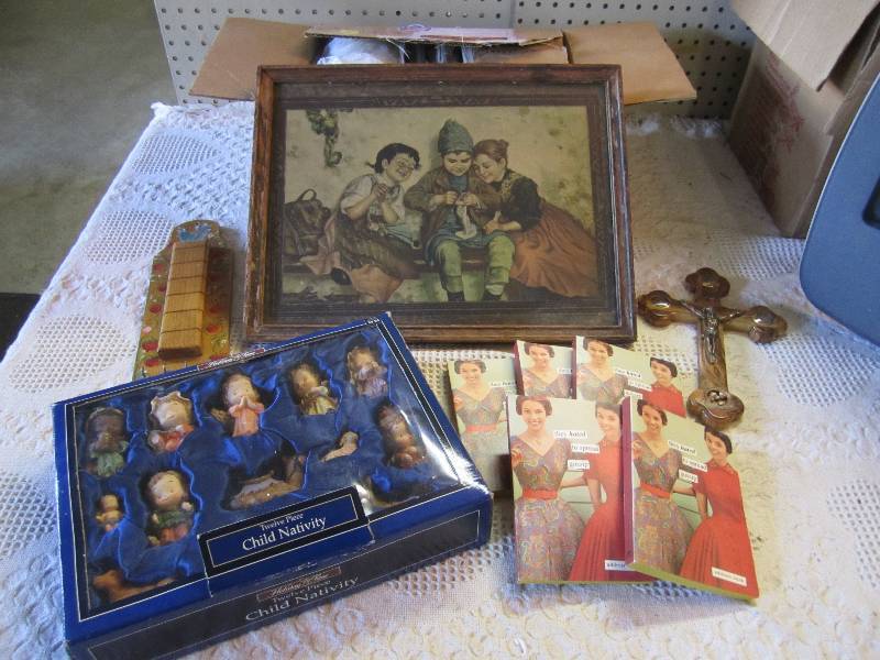 lot 214 image: Lot of Vintage and other Misc. See ...
