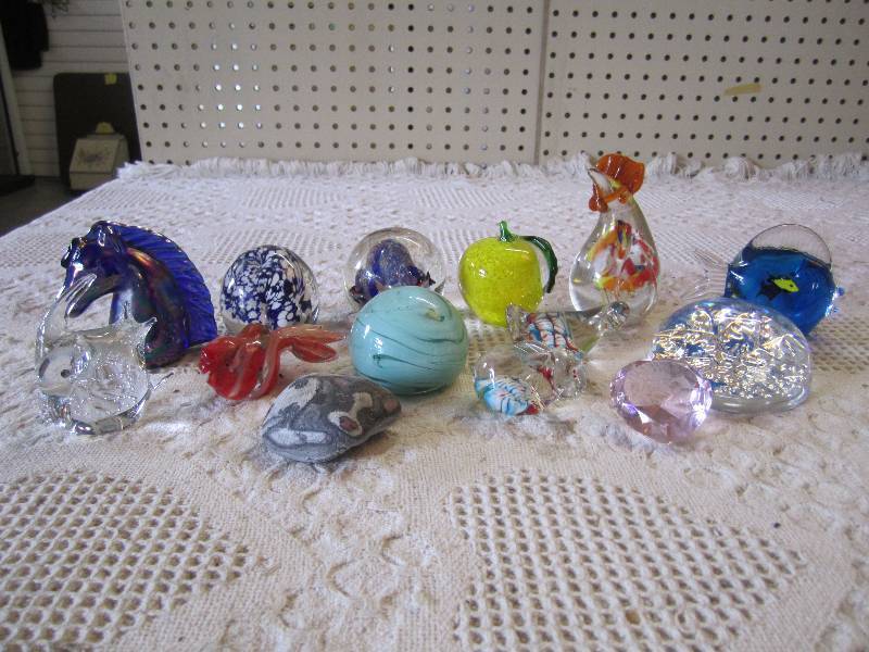 lot 242 image: Lot of Glass Paper Weights 14 pcs t...