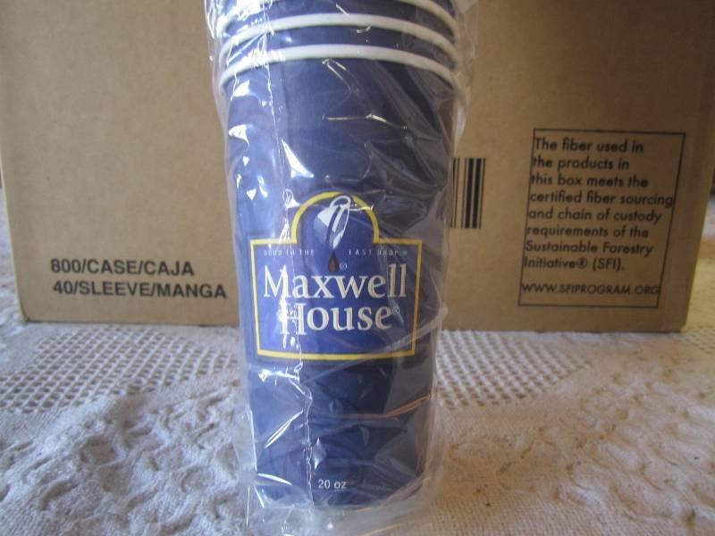 lot 245 image: Case of 800 - 20 oz To-Go Hot Cups ...