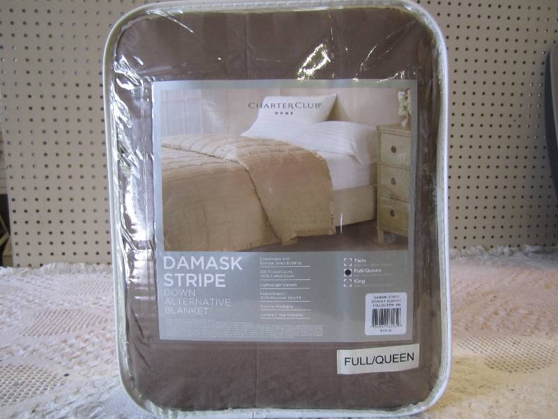 lot 248 image: Charter Club Damask Stripe Down Alt...