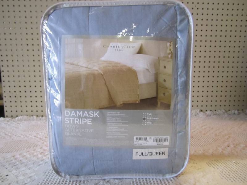 lot 254 image: Charter Club Damask Stripe Down Alt...
