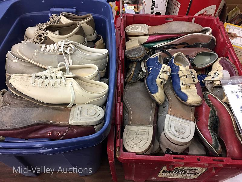 Bowling shoes