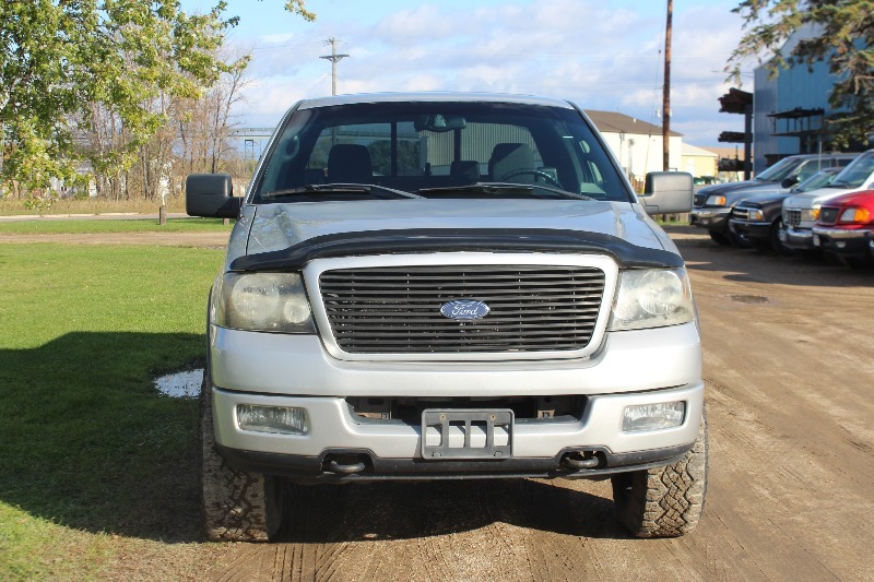 2004 Ford F150 FX4 (NEW SPARK PLUGS)