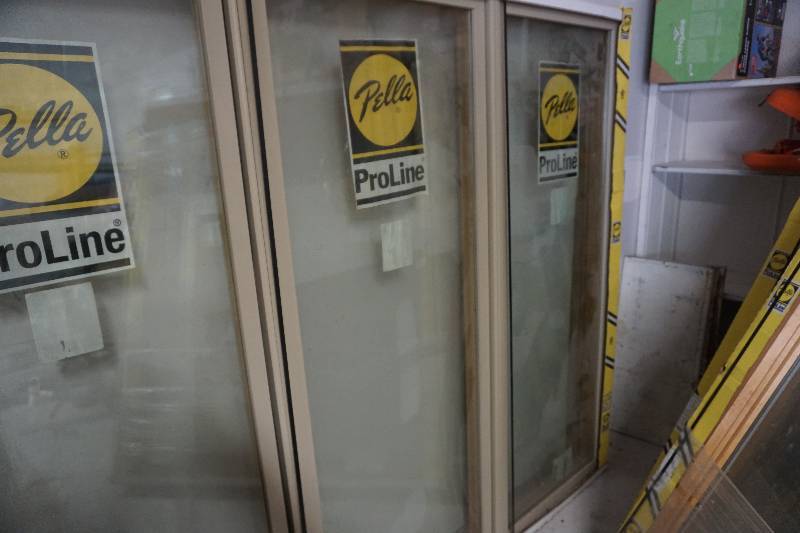 lot 17 image: Pella Pro Line Series 3 Wide Casement Window