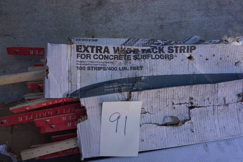lot 91 image: 2 Boxes of Concrete Sub Floor Tack Strips