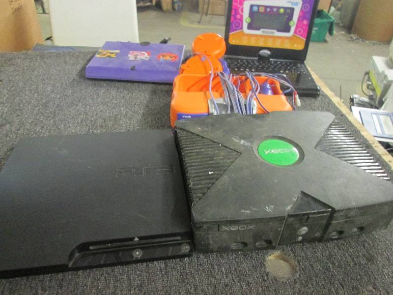lot of games no power cords all unt...