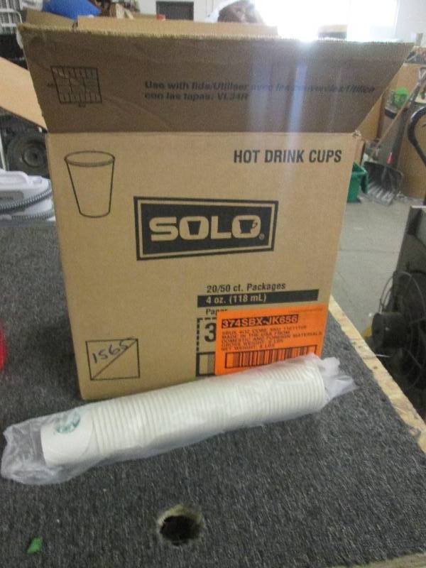 1 case of 2050  4oz paper hot drin...