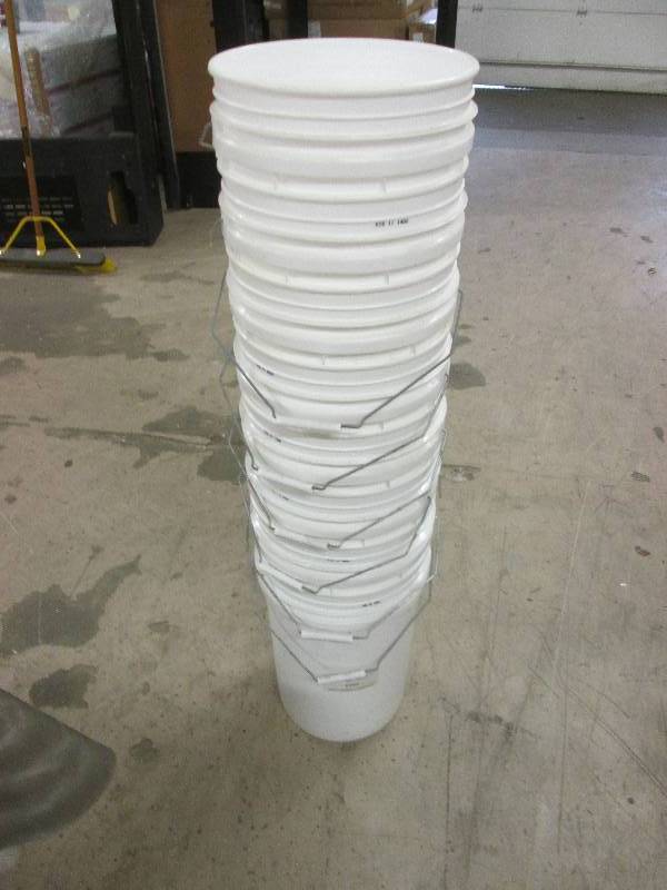 8 - 5 gallon pails no covers...